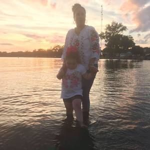 Meet your Posher, Aline